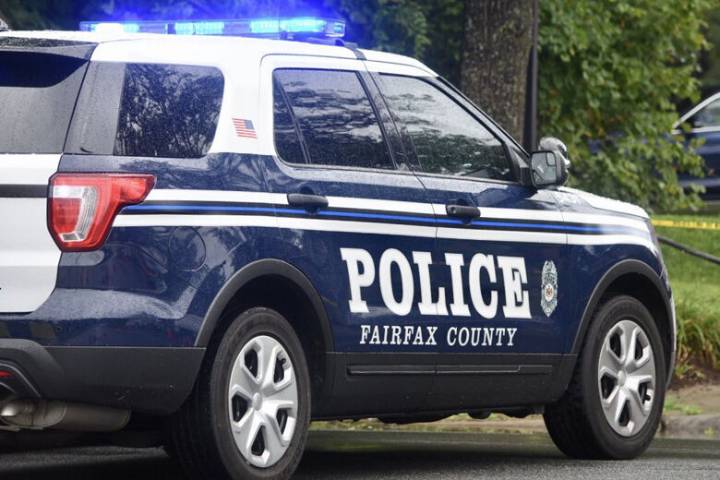 Man in critical condition after shooting in Herndon