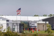 Gobierno de México reporta entrevistas a 198 connacionales en centro de detención ‘Alligator Alcatraz’ en Florida