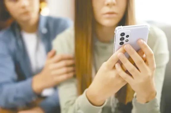Confianza y educación, los  filtros contra los riesgos online