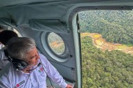 Ministro de Defensa sobrevoló zonas afectadas por la minería ilegal en Condorcanqui