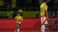 James Rodríguez y el tierno momento que compartió con su hijo Samuel en la cancha