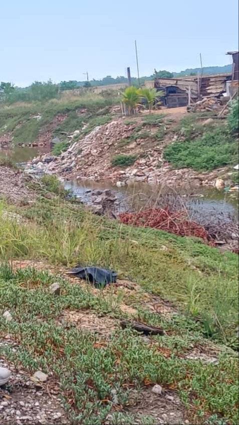 Vecinos de Caño Salao piden a las autoridades limpieza de drenajes