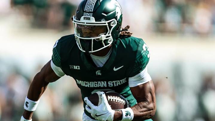 Chiles throws for 270 yards in 41-24 Michigan State win over Youngstown State
