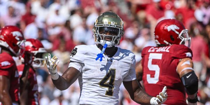 No. 22 Notre Dame dominates Arkansas 56