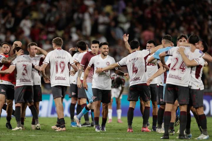 Entre violencia de hinchas, Fluminense queda fuera de la Copa Sudamericana