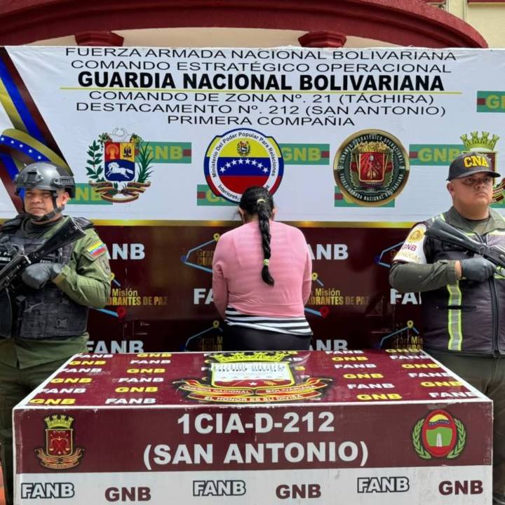 FANB incautó envoltorios de droga ocultas en las partes íntimas de una mujer proveniente de Colombia