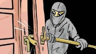 Thief caught red-handed by locals during daylight robbery attempt in Pulwama