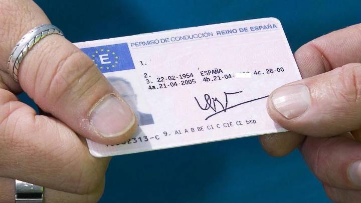 Las esperas para sacarse el carnet de conducir en Europa se alargan excepto en Portugal