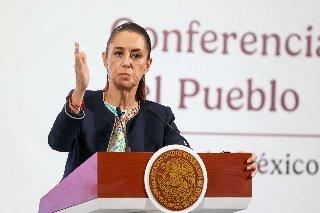 Claudia Sheinbaum confirma continuidad de médicos cubanos en México