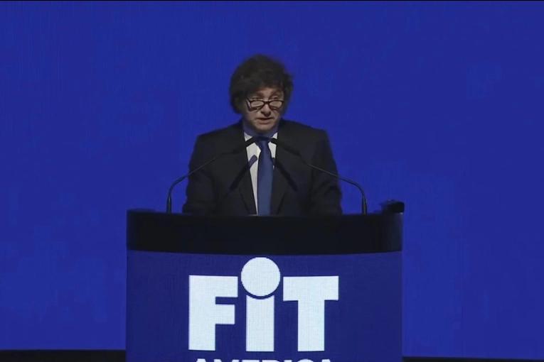 Javier Milei defendió su plan económico en la inauguración de la Feria Internacional de Turismo