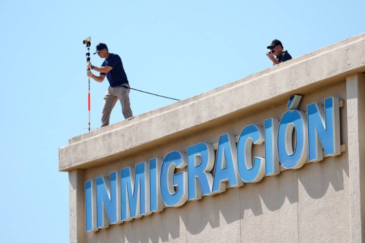 Man who fired on ICE facility hated US government, sought to kill federal agents, officials say