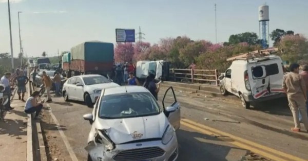Detuvieron al camionero que provocó el choque múltiple en el puente Chaco