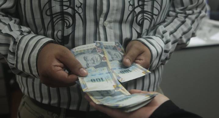 Trabajadores no afiliados, ¿pueden recibir los mismos beneficios pactados por el sindicato?