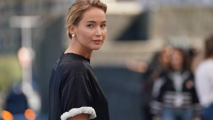Jennifer Lawrence expresa terror ante la situación en Gaza y critica la falta de integridad política en EEUU