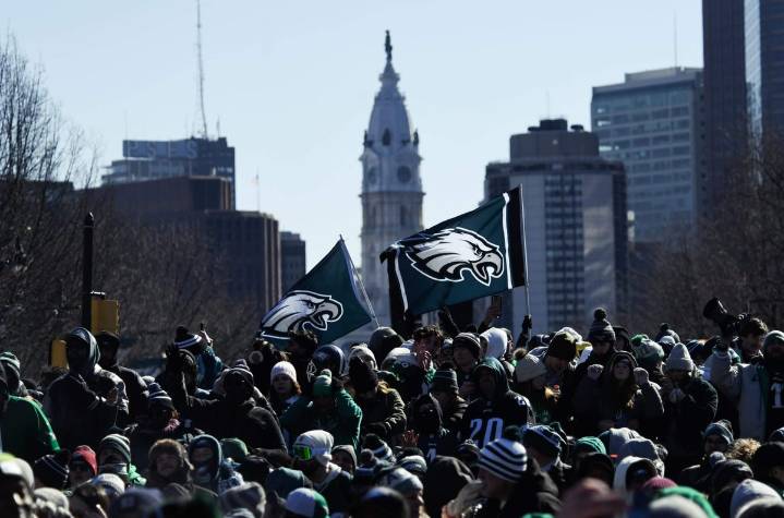 Why a sports betting company sponsored trains for Eagles' home opener vs. Cowboys