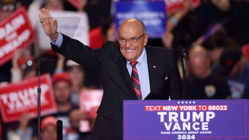 Trump announces he will award Giuliani the Presidential Medal of Freedom
