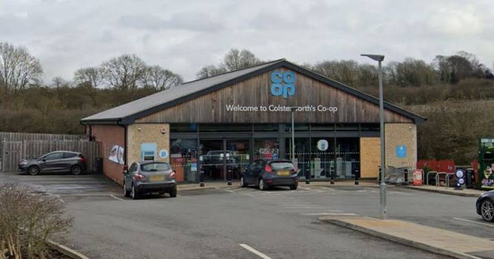 Thieves stole cash machine after smashing into Lincolnshire Co