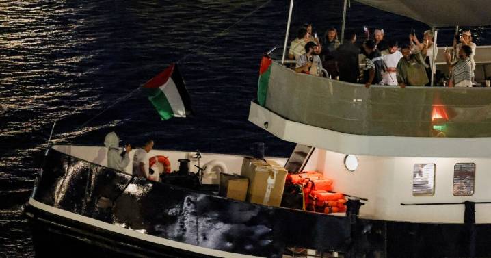 Flotilla de ayuda a Gaza reporta bombardeo con dron; Túnez niega esa versión