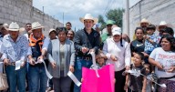 Rodrigo Monsalvo entrega obras de urbanización y drenaje en El Marqués