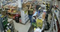 Policía frustra asalto en Ventanilla y hiere a delincuente que amenazaba a cajera
