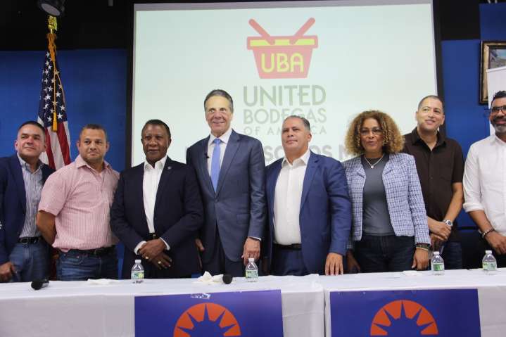 United Bodegas of America organiza reunión con Andrew Cuomo para abordar problemas que enfrentan los bodegueros