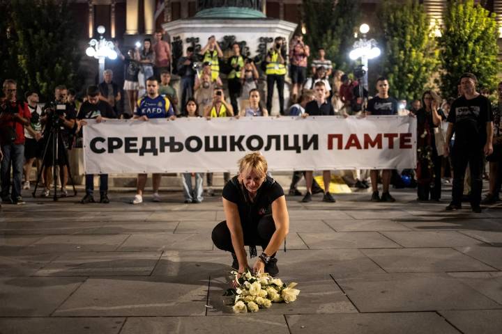 El exministro de Transporte y otras 12 personas, imputados en Serbia por el derrumbe del techo de la estación de Novi Sad