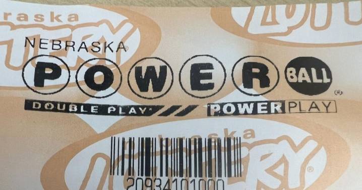 $1B dream lives on. Who will wake up, finally win Powerball?