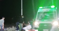 Grave choque en la Ruta 22, en Plottier: un joven fue rescatado inconsciente de un auto en llamas