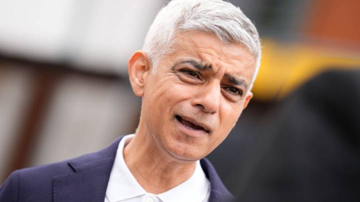 Trump stopped Sadiq Khan from attending state banquet with King & slams London mayor as being one of the 'world's worst'