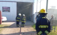 Trabajadores apagaron incendio en la cocina de un taller