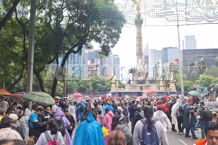 Marchan a 11 años  de desaparición de  los 43 de Ayotzinapa