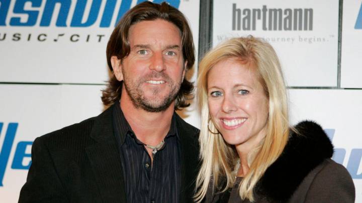 Grammy-winning songwriter Brett James who co-wrote ‘Jesus, Take the Wheel’ dies in plane crash
