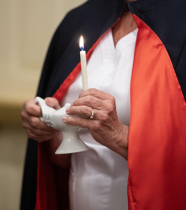 What are nurse honor guards? See how nurses are honored after death.
