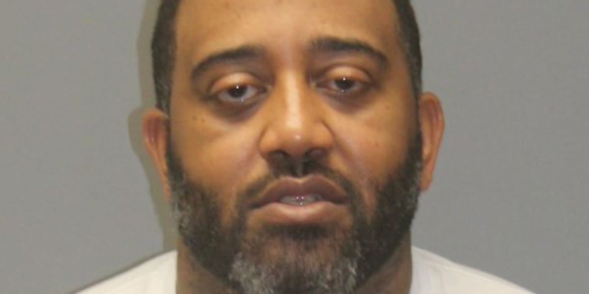 Man accused of bringing several children to Target to steal merchandise
