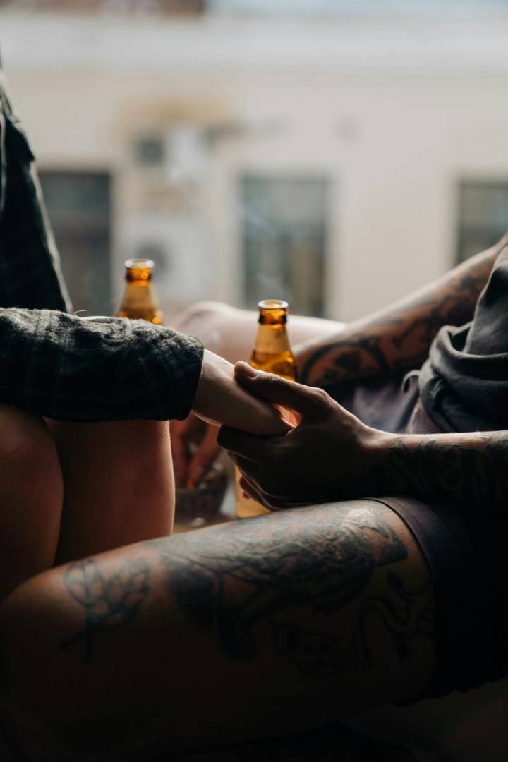 Amor, amistad y cerveza: el trío perfecto que mueve la economía en Colombia -