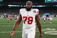 Giants restructure star left tackle's contract despite extensive injury history