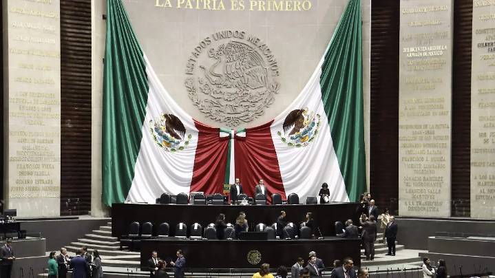 Cámara de Diputados recibe iniciativas sobre Ley aduanera y aranceles