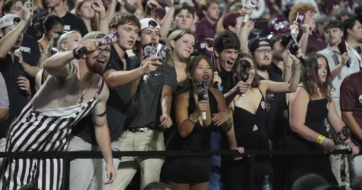 Mississippi State fined $500,000 by SEC for field storming following against Arizona State