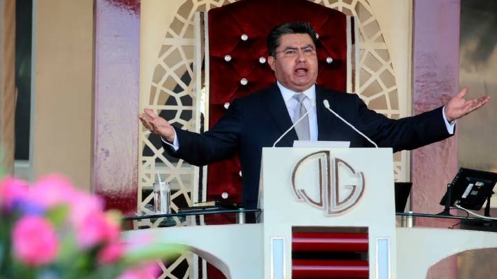 Tráfico sexual en La Luz del Mundo: Su líder, Naasón Joaquín García y su madre enfrentan nuevos cargos en EE.UU.