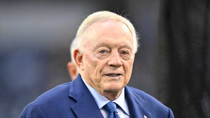 Jerry Jones responds to Micah Parsons' complaint after trade