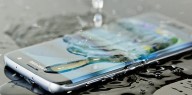 Cuál es el celular más resistente al agua en 2025: el podio tiene  sorpresas