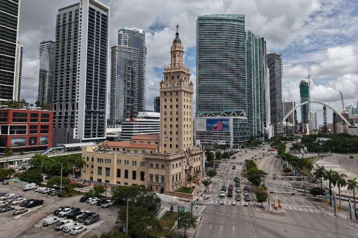 Florida dona un terreno en Miami para la biblioteca presidencial de Trump