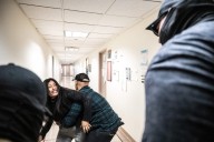 El oficial del ICE que agredió a una mujer ecuatoriana fue despedido
