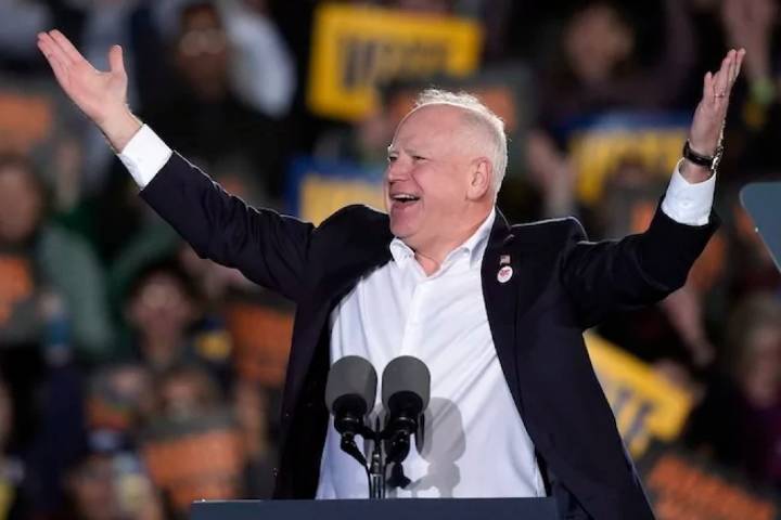Tim Walz to seek third term as Minnesota governor