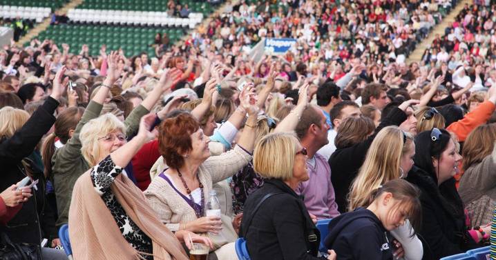 The day 18,000 people flocked to Plymouth's Home Park for 90s boyband