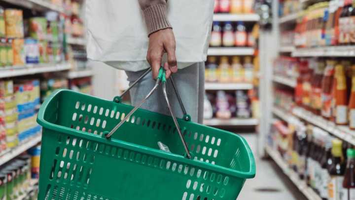 Las marcas blancas reinan en la cesta de la compra: equivalen ya a más del 50% del ticket de compra