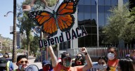 Los funcionarios de inmigración podrían reabrir pronto DACA a quienes lo solicitan por primera vez