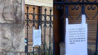 Amenazó de muerte a una joven porque le deja comida a los gatos de la calle: "Balas..."
