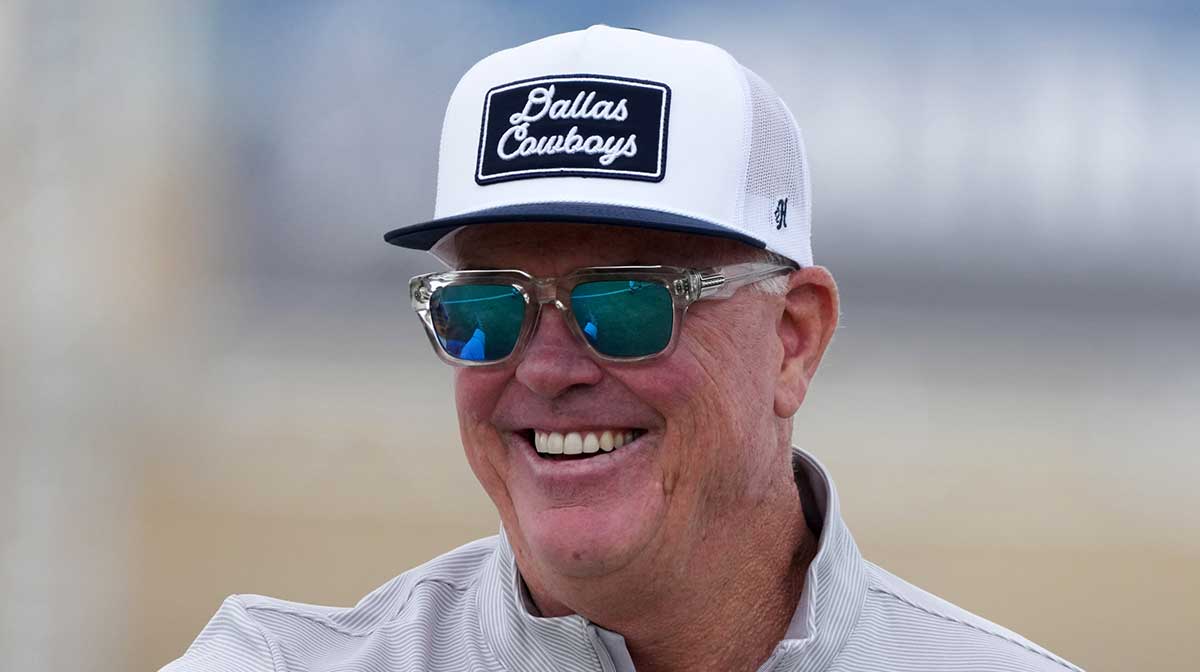 Cowboys EVP Stephen Jones gets 100% real on in-season contract negotiations