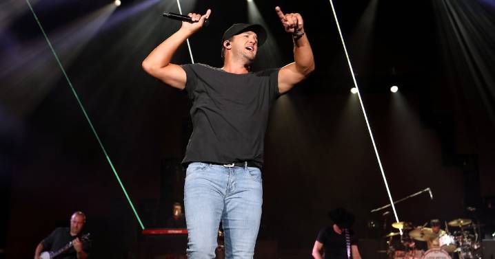 Jason Aldean, Luke Bryan to play Sanford Stadium concert on UGA campus